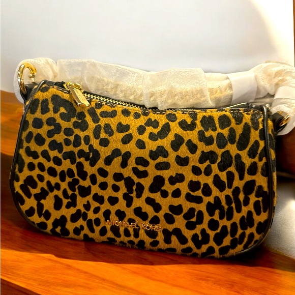 SOLD - Picture 5 of 9